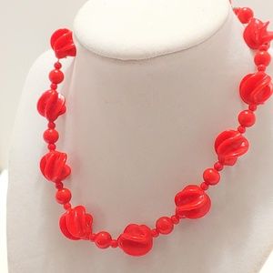 VINTAGE Estate 1950s red glass Bead Necklace